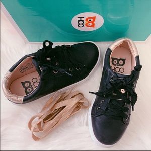 Hoo Chloe’s Lace Up Sneakers